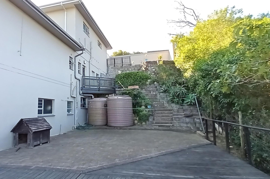 4 Bedroom Property for Sale in Beacon Bay Eastern Cape